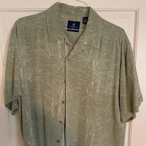 Caribbean Joe Men’s s/s shirt, silk,  XL, like new